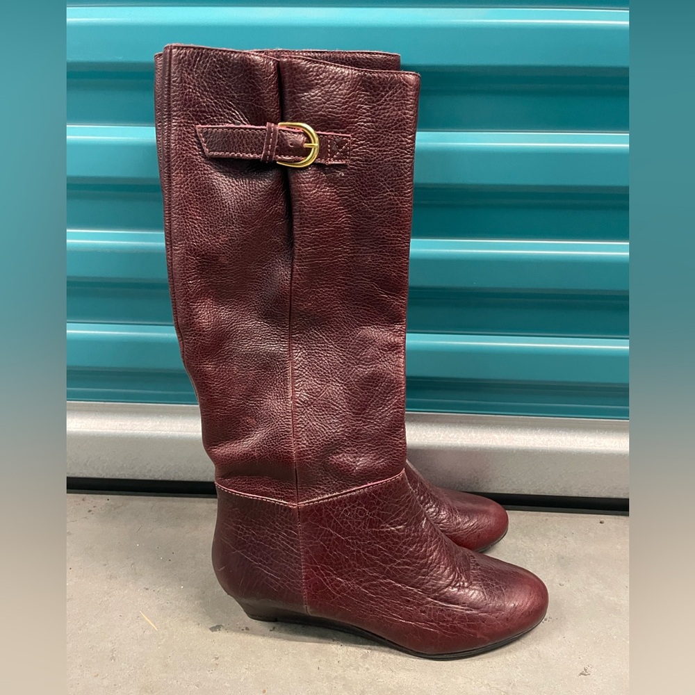 Women’s Maroon Boots